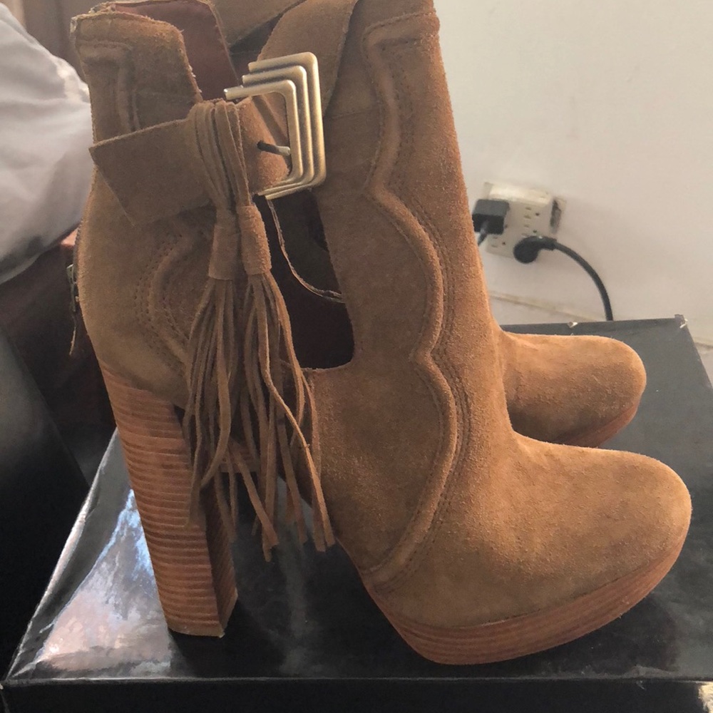 Tan suede fringe booties by Boutique 9